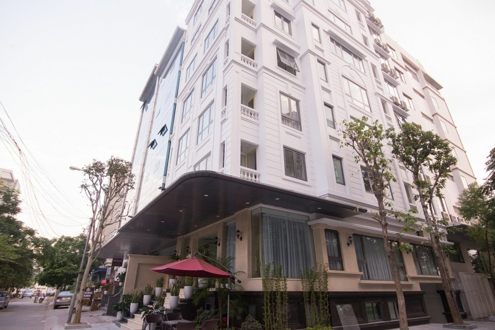 Poonsa Tran Thai Tong Apartment *